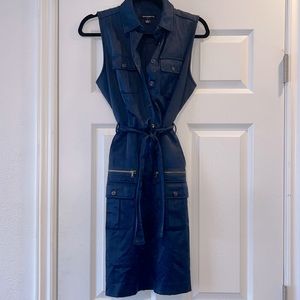 Sharango size 4 Navy dress great fit good condition